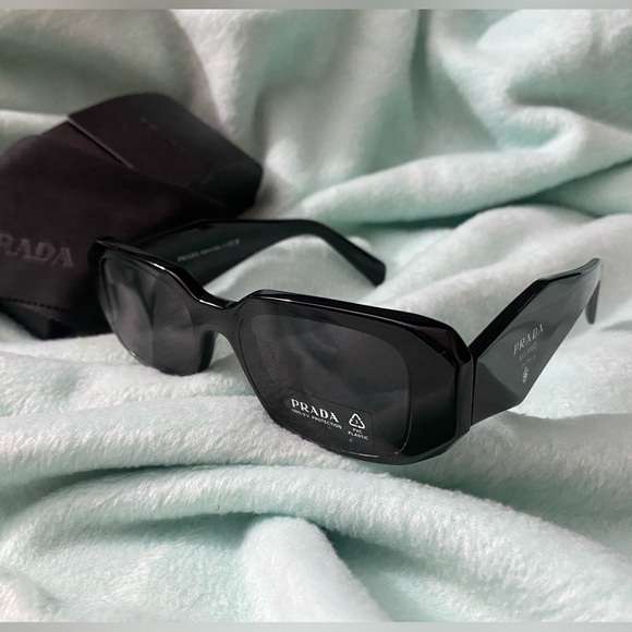 Prada pr17ws Sunglasses with extras and Free Shipping - Picture 9 of 10